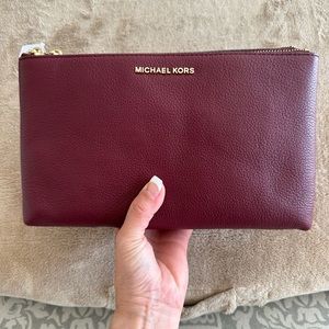 Crossbody /clutch purse